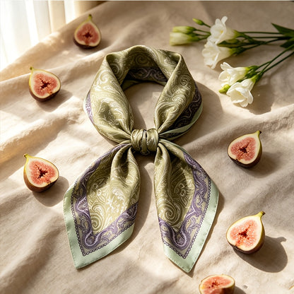 Pañuelo de Seda Verde con Bordes Morados | CasaKimo Silk
